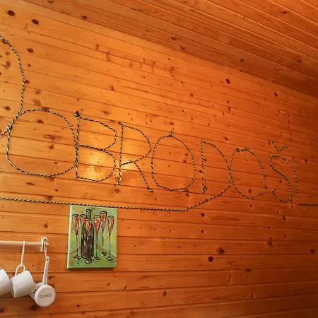 Zoo Park Ranc Aladin - Glamping Mirna