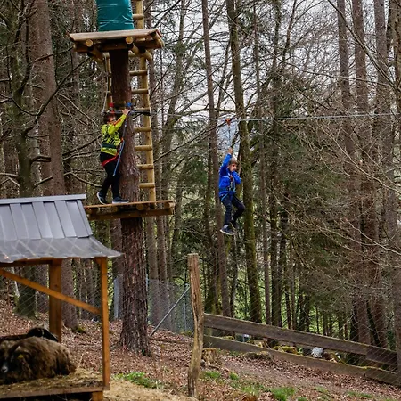 Zoo Park Ranc Aladin - Glamping Mirna